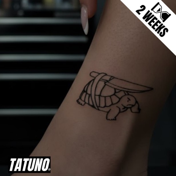 Tatuaż jagua półtrwały żółw z nożem