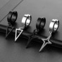 Fake kolczyk do ucha fake piercing  trójkąt